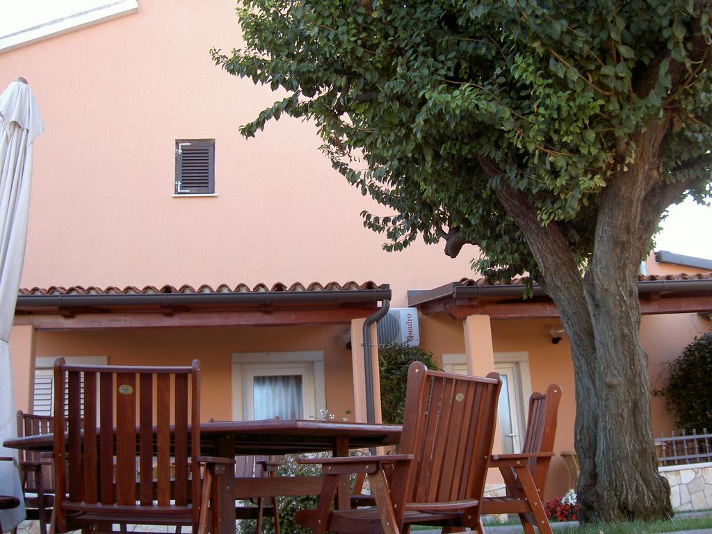 Apartments Kori Funtana Δωμάτιο φωτογραφία