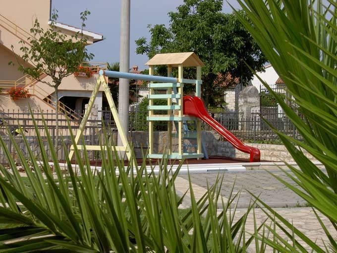 Apartments Kori Funtana Εξωτερικό φωτογραφία