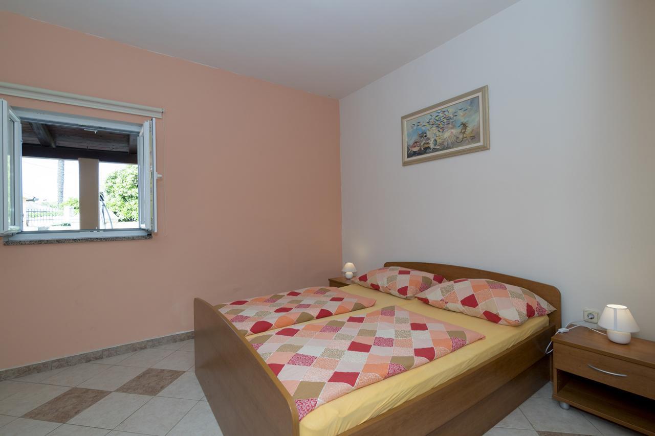Apartments Kori Funtana Εξωτερικό φωτογραφία
