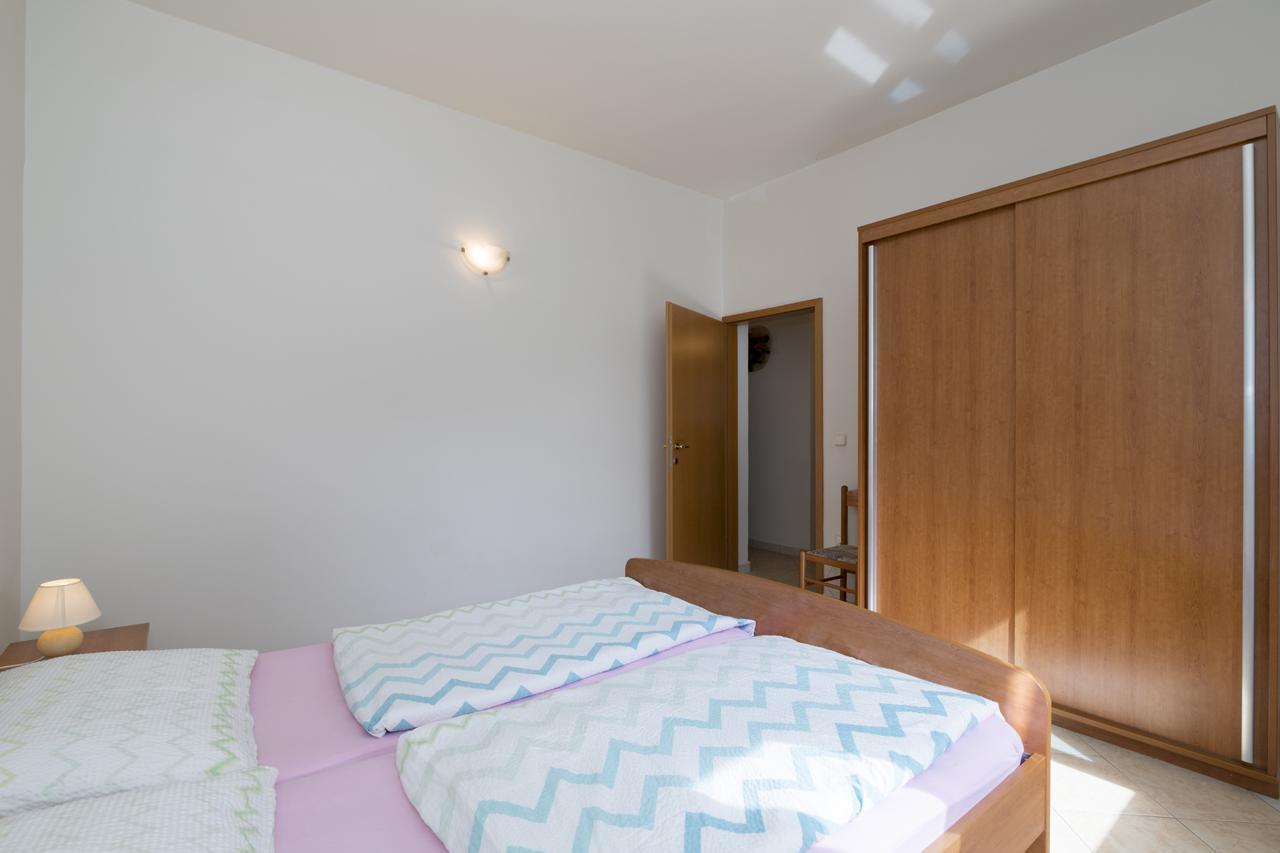 Apartments Kori Funtana Εξωτερικό φωτογραφία